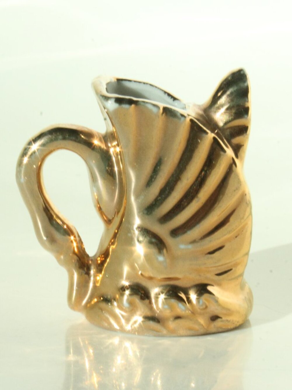 Miniature Golden Swan Vase (Japan)